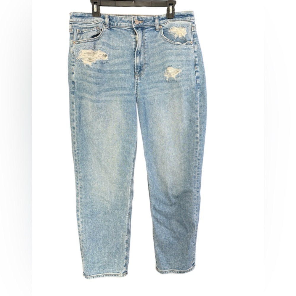 American Eagle mom straight jean